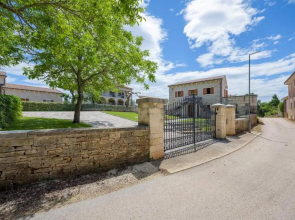 Villa Stauri