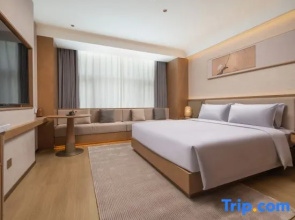 Handan East Station Yunju Hotel