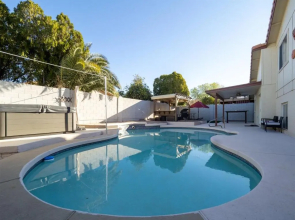 4046 Glendale