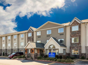 Microtel Inn & Suites by Wyndham Greenville / Woodruff Rd