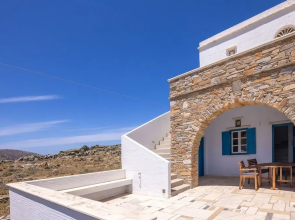 Akre Marlas Tinos