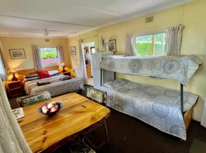 Open Plan Lagoon View Chalet