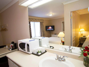Glenwood Inn & Suites
