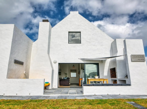 Amia House Struisbaai