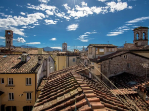 Georgia Penthouse in Lucca