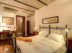 Residenza Domizia- Guest House
