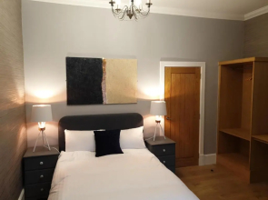 Signature Apartments