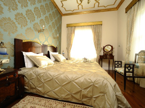 Erten Konak - Special Class