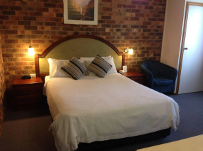 Kinross Inn