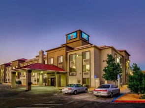 Studio 6 Suites Hesperia, CA – West Main Street – I-15