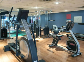 Comfort Suites Oakbrook Terrace near Oakbrook Center