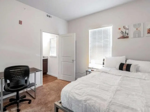 Fully Furnished 2bdrm Apt Near UNC