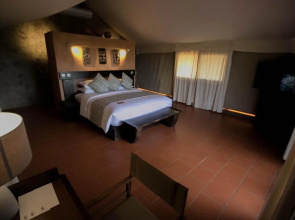 Zaina Lodge