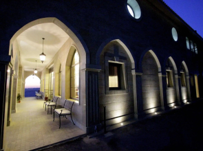 Cherry Blossom Boutique Hotel