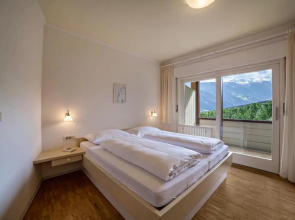 Wanda Apartment 6