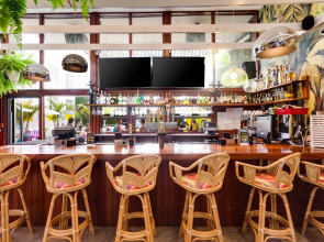 Clinton Hotel South Beach