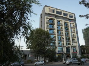 LA Hotel and SPA