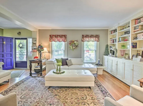 Historic Keuka Lake Estate in Hammondsport w/ Pool