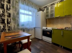 Лакшери Комсомольская 44