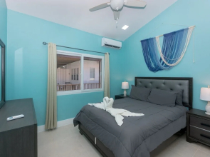 Coral Cove At Jardines De Catalina 1 Bedroom Condo by RedAwning