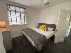 Atlantic View - beautiful 2 bedroom apartment in Newquay Cornwall