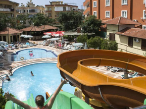 Villa Moonflower Apart Hotel