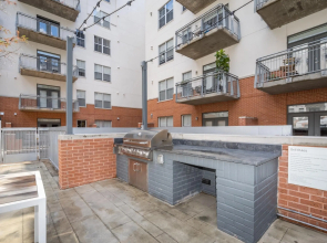 Austin Astonishing 2BD 2BA Downtown Apartment