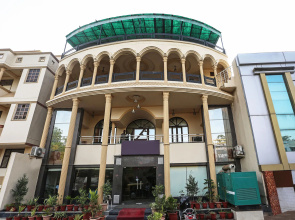 Hotel Tara Palace By Goyal Hotels