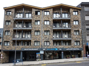 Apartaments Shusski by Nexta.