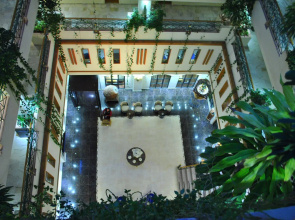 Larsa Hotel