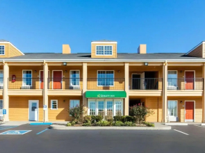 Jameson Inn Arab