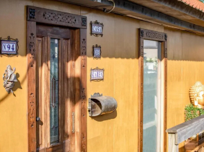 House boat studio with waterfront terrace