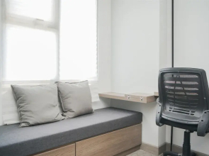 Warm And Simply Studio Room At Urbantown Serpong Apartment