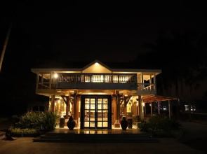 Avhyay Resort