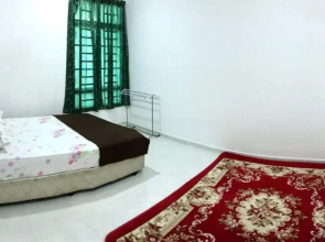 Near Draw Bridge and KT City - Ivana Homestay Unit E