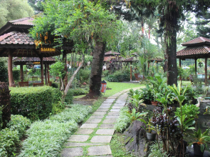 Taman Sari Hotel Dan Resort