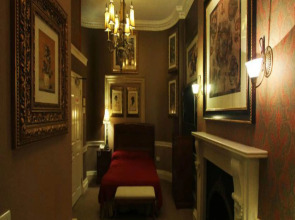 Opulence Boutique Hotel