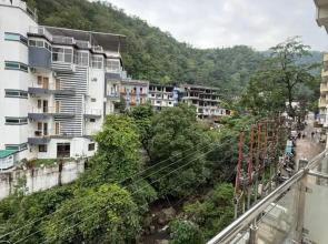 Hotel Shiv Palace