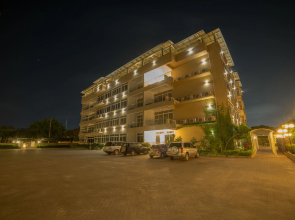 Colosseum Square Luxury Apartments