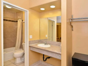 Americas Best Value Inn Hollywood Los Angeles