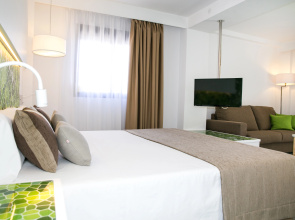 Hotel LIVVO Anamar Suites