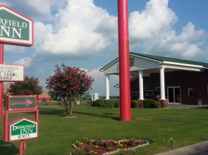 Deerfield Inn & Suites