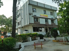 Hotel Shree Mata Sadan