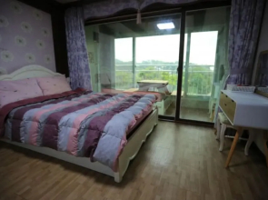 Namhae Enmorae Pension