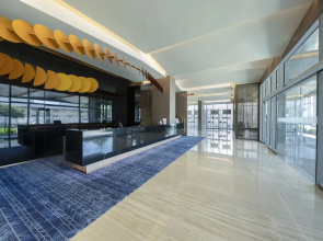 Zealax Hotel & Residence