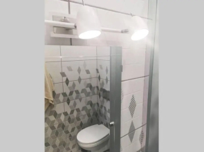 Self check in/out. 4 can stay. Free parking. Lejas 5a-25.