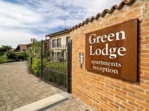 Green Lodge - Apartment 11 - 1BR 1 Bath