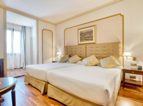 Hotel Roger de Lluria Barcelona