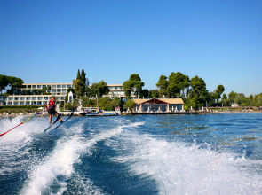 Kontokali Bay Resort & Spa