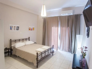 Luxurious Studio, near Athens Airport